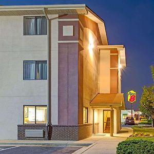 Super 8 By Wyndham College Park Wash Dc Area